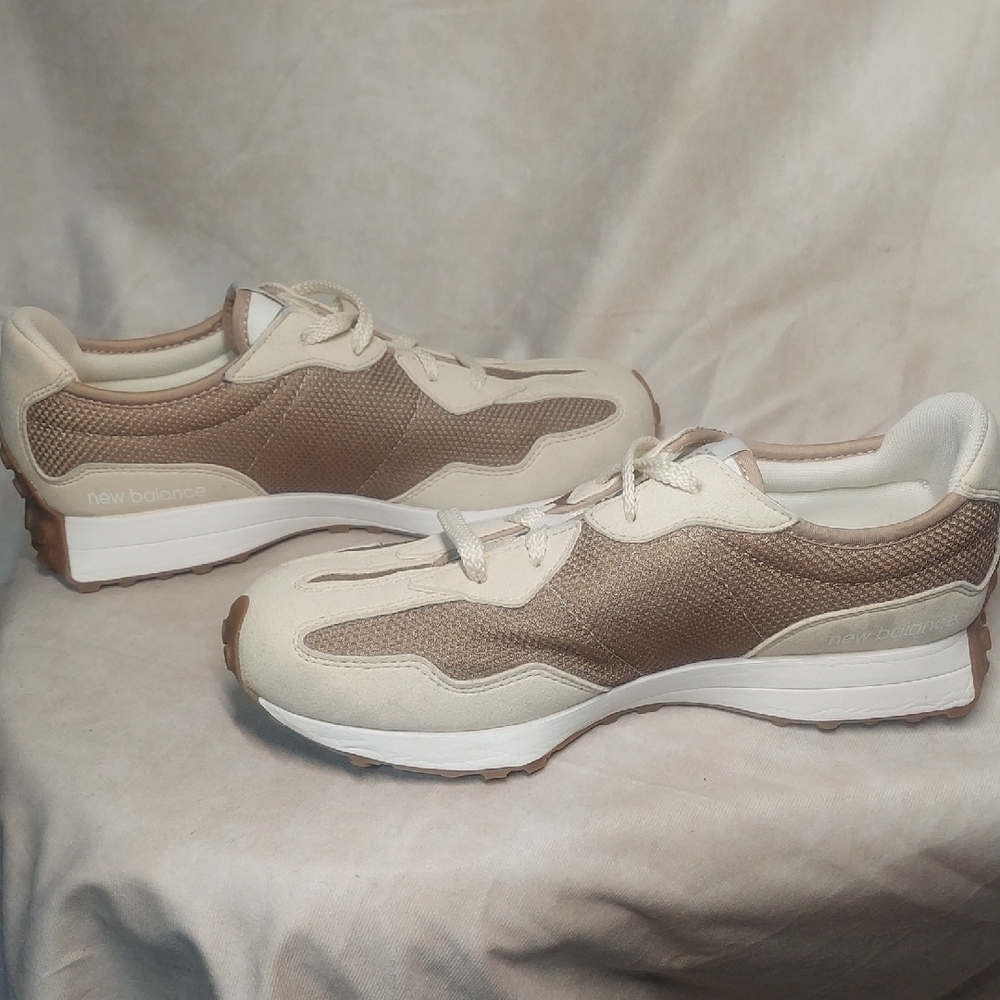 New Balance 327 "Bone/Mindful Grey" Unisex Sneakers - Men's 7 / Women's 9 - Picture 5 of 9
